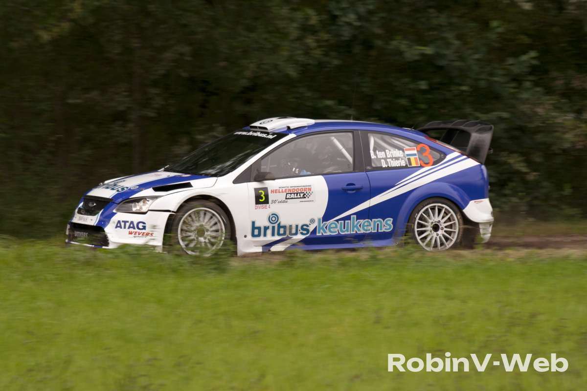 2011 Hellendoorn KP12 010