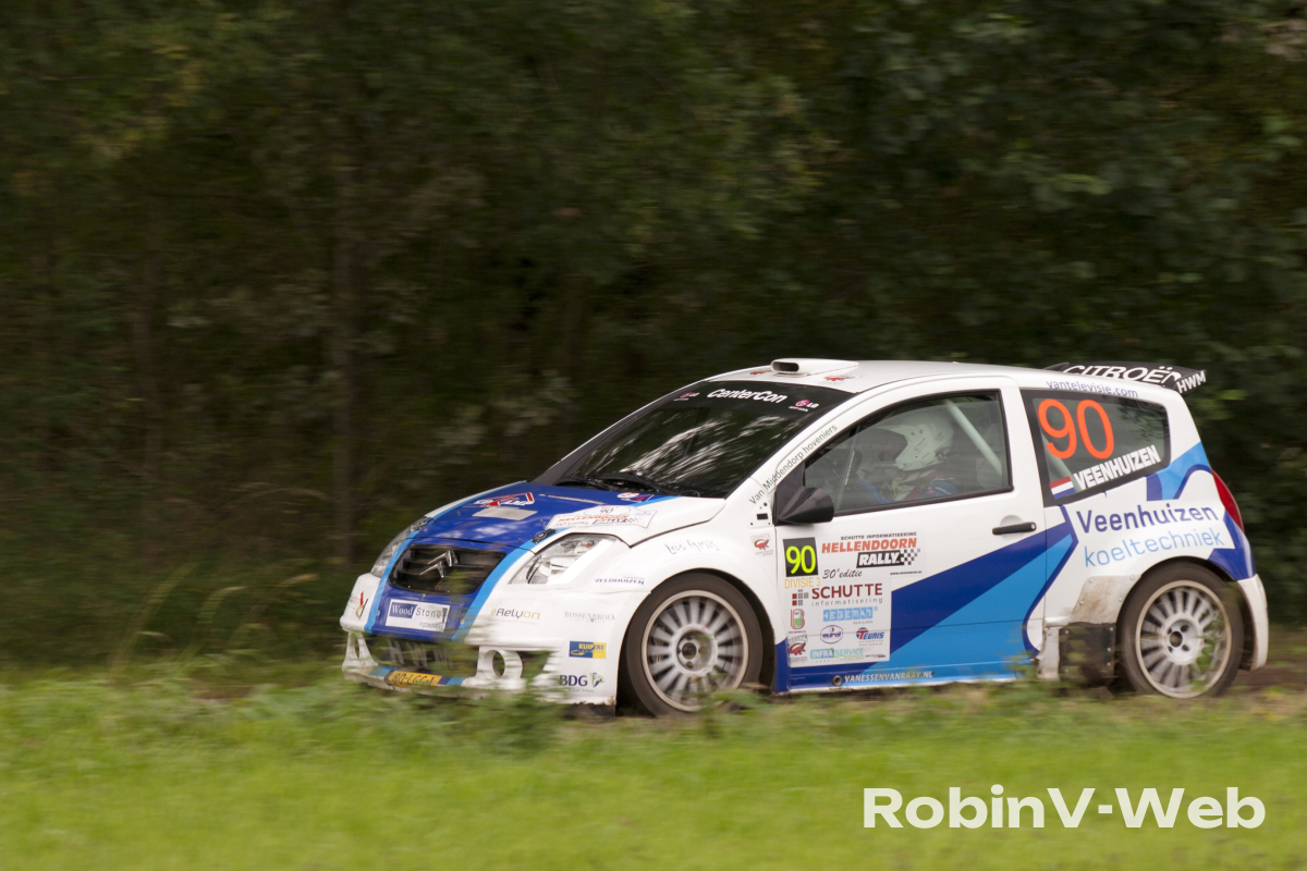 2011 Hellendoorn KP12 037