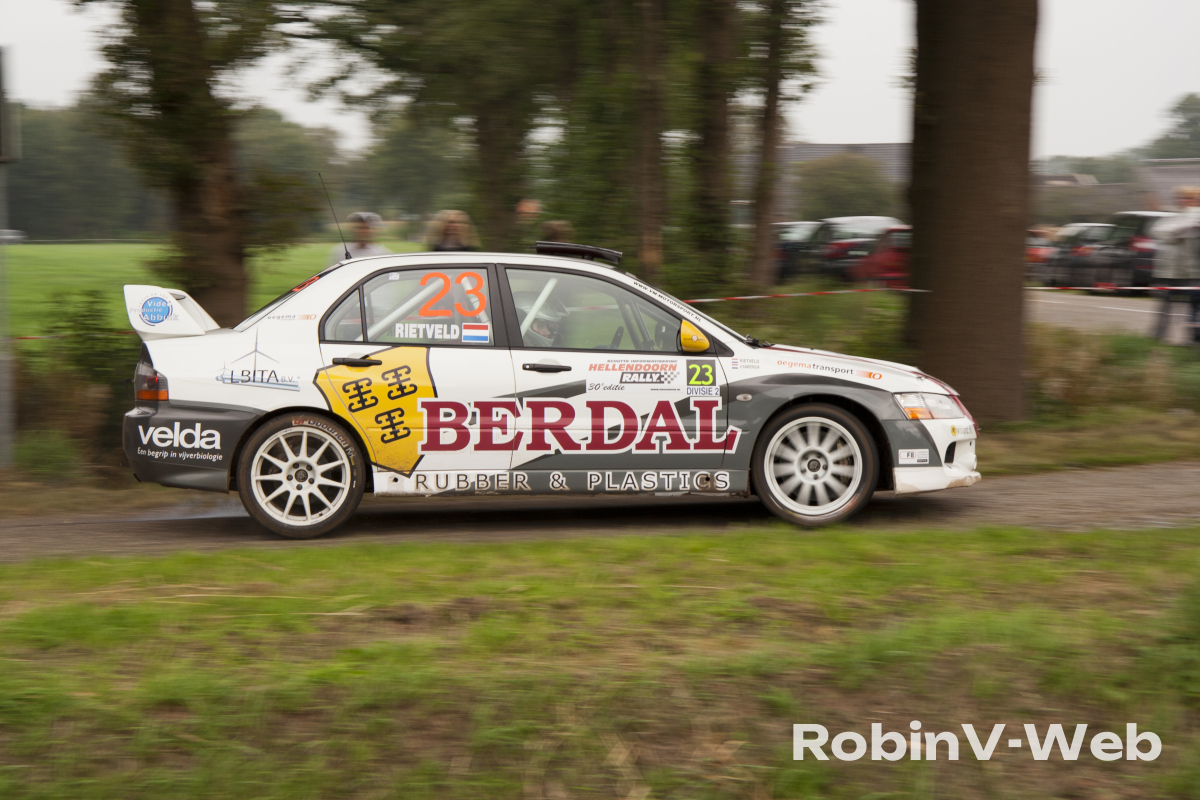 2011 Hellendoorn KP8 021